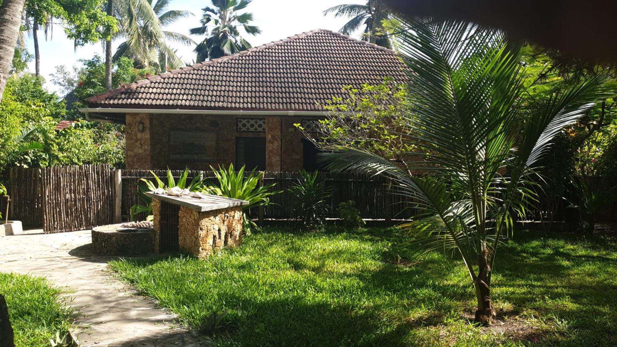 Marijani Holiday Resort Watamu Exterior photo